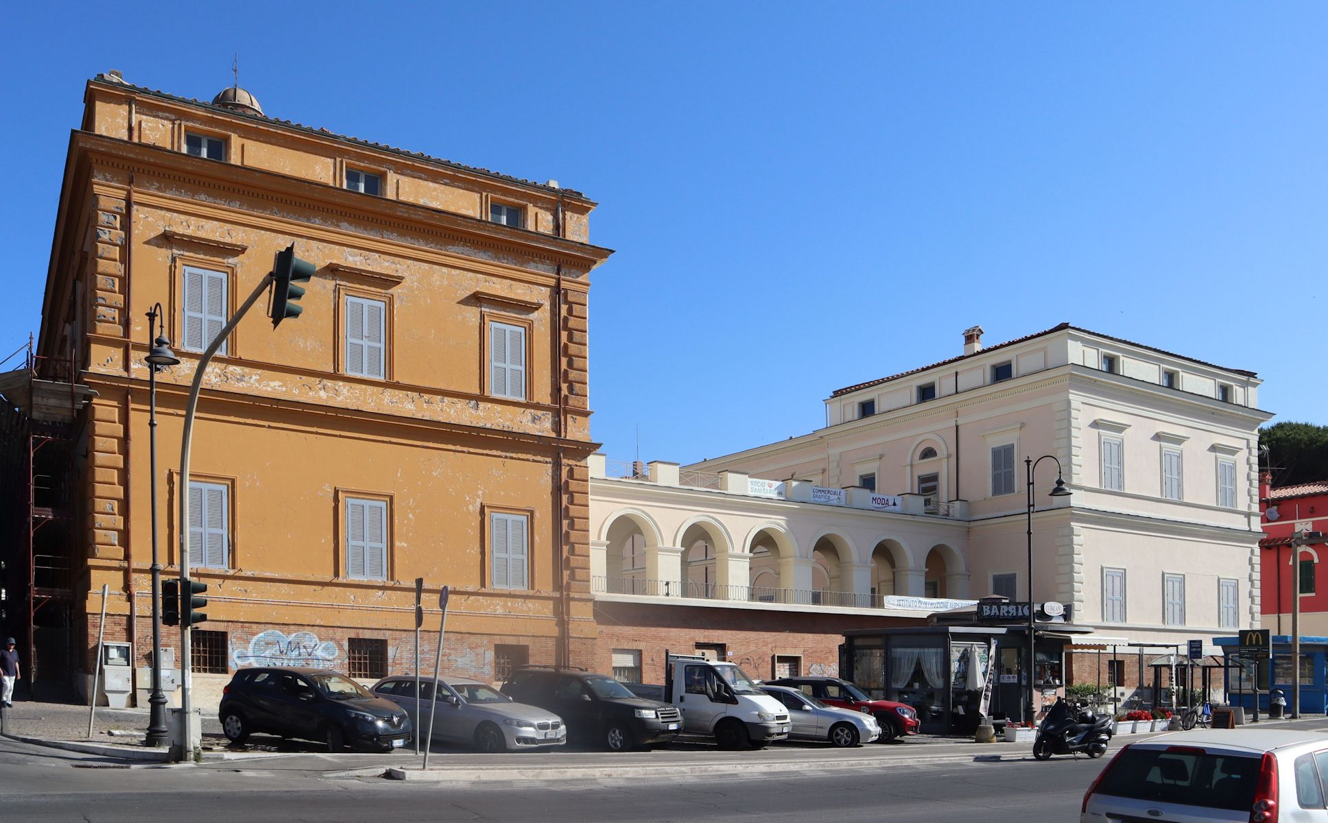 Der früheres Krankenhaus Orsenico in Nettuno mit der Kapelle, in der die Bestattungsfeier stattfand