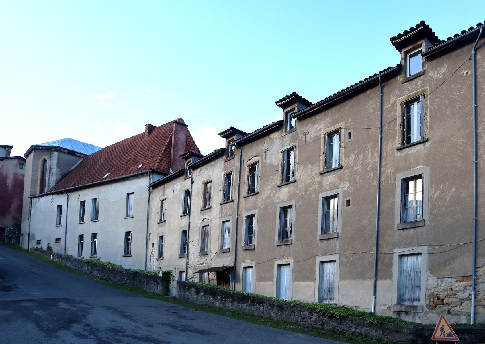 erste Niederlassung der „Schwestern von der Heiligen Familie” in Aubin