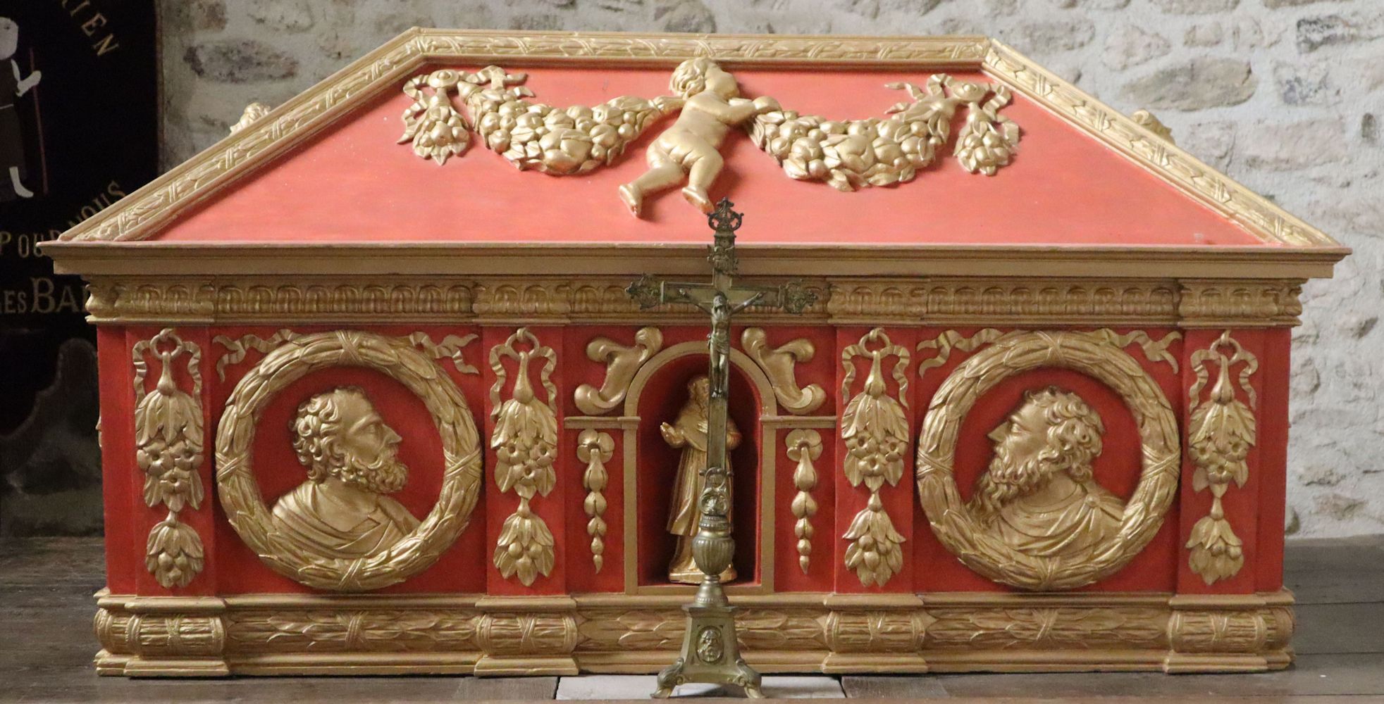 Reliquiar in der ehemaligen Klosterkirche in Évaux-les-Bains