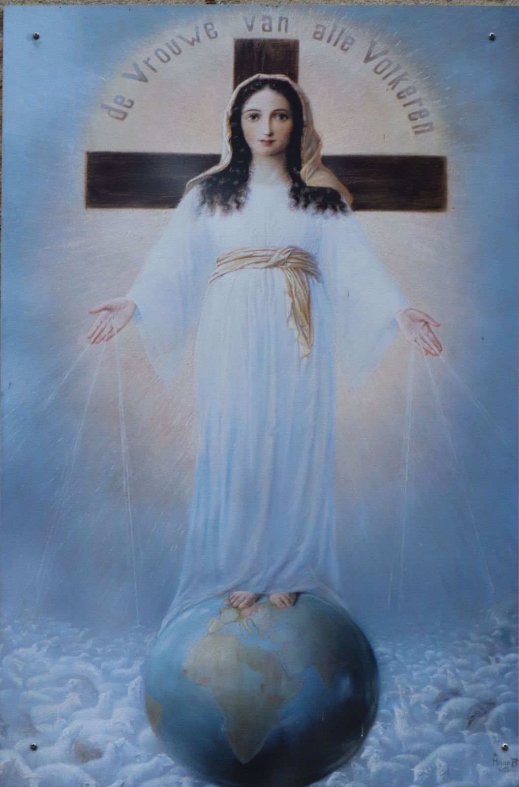 Bild an der Kapelle „Frau aller Völker&brdquo;