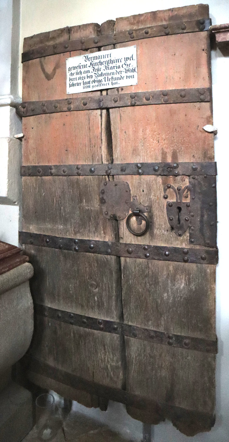 Tür, die sich 1621 wundersam öffnete, in der Wallfahrtskirche in Hoheneich