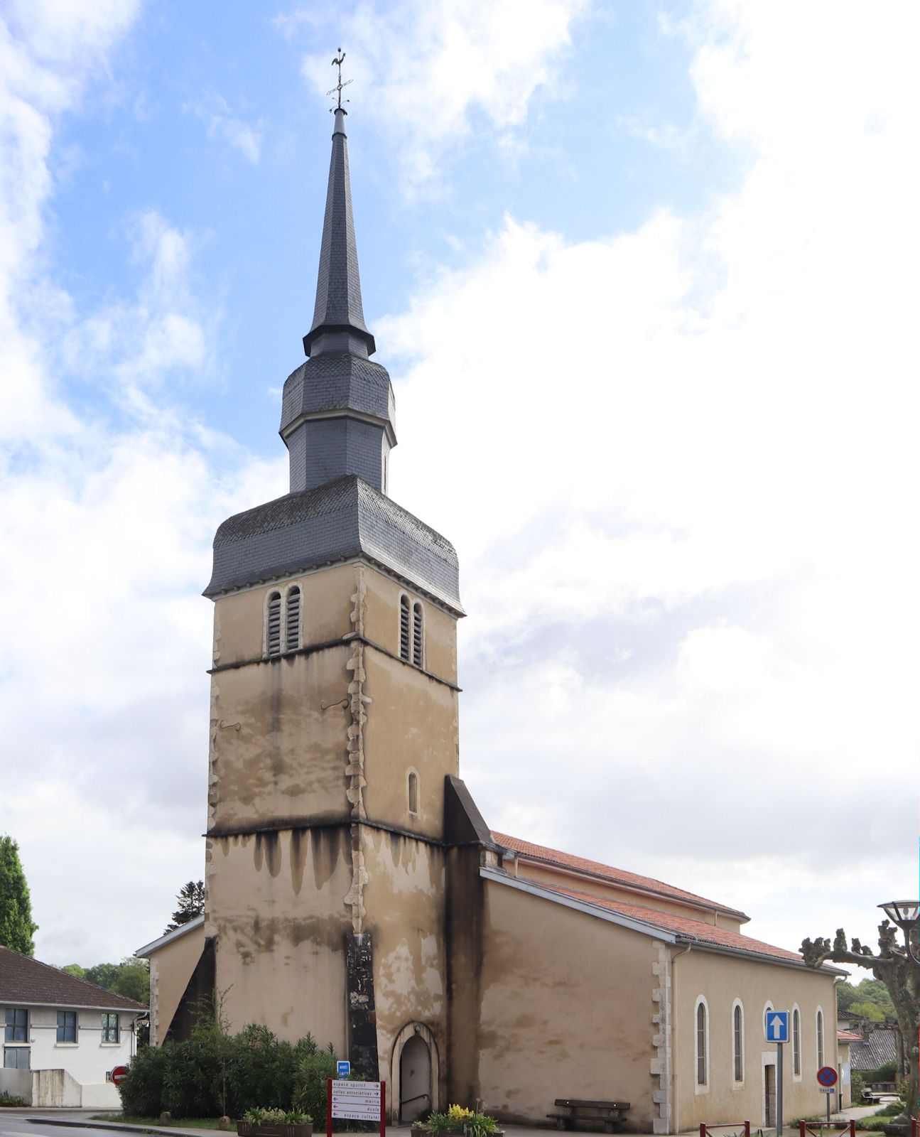 Pfarrkirche in Mimbaste