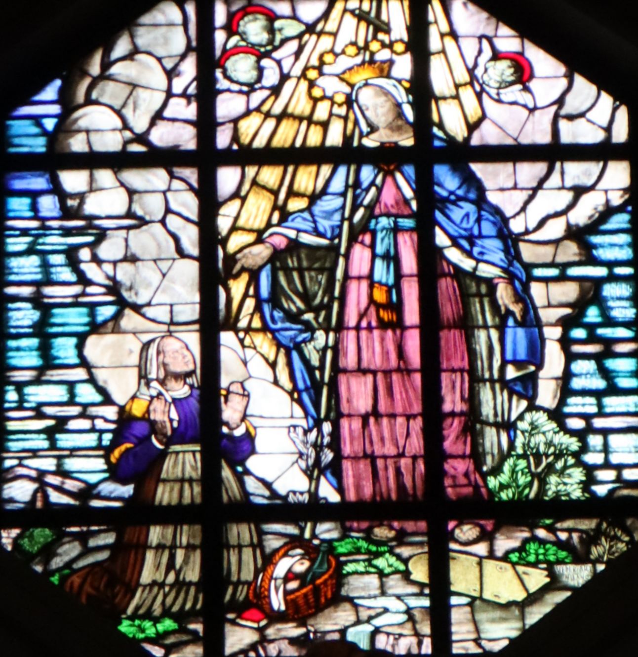 Glasfenster: die Erscheinung vor Vincenza Pasini, im Santuarium Madonna di Monte Berico