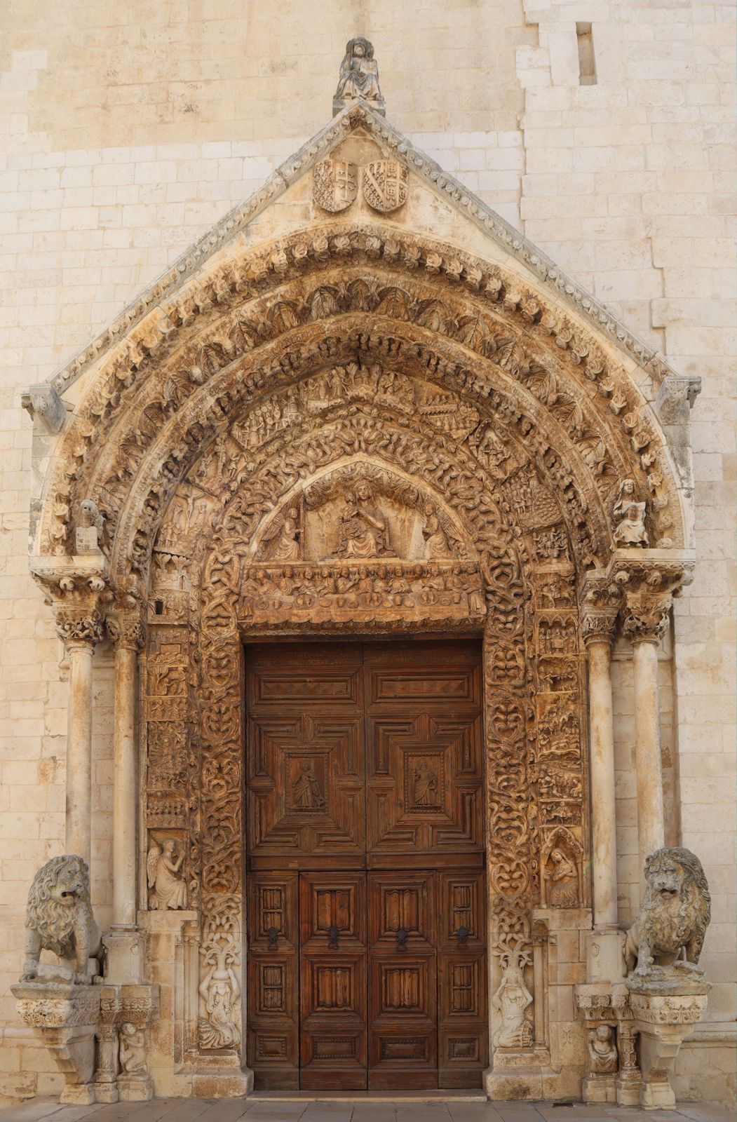 Portal der Kathedrale in Altamura