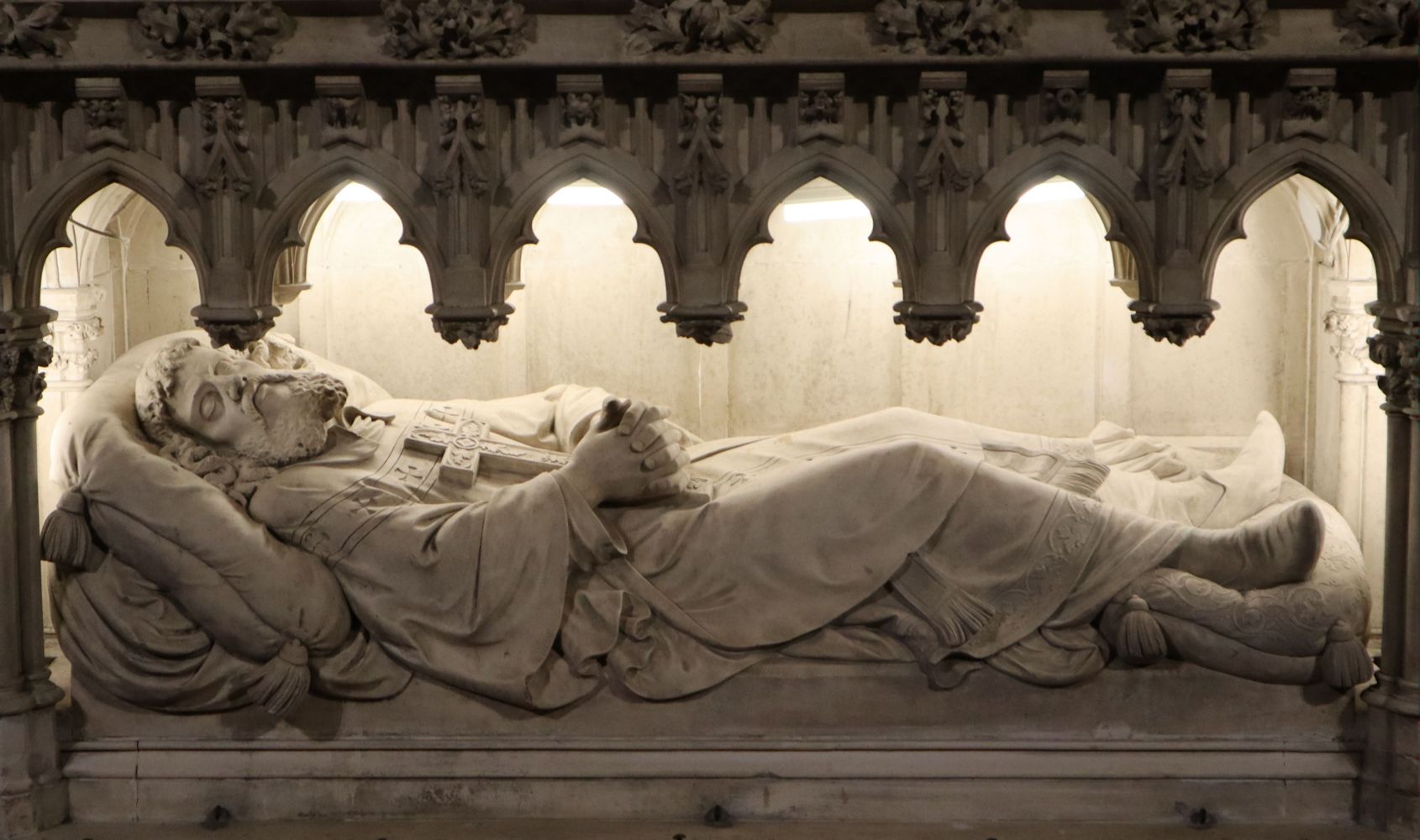Liegefigur, 1889, in der Kirche Saint-Michel-des-Lions in Limoges