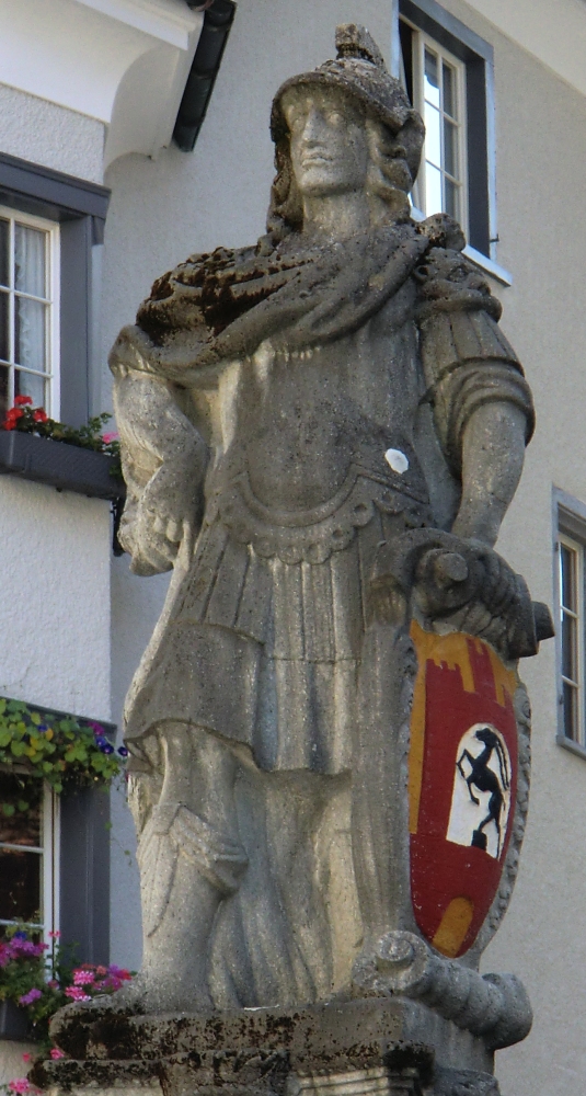 Johann Wankmüller: Statue, 1716, auf dem Martinsbrunnen am Martinsplatz in Chur in der Schweiz (Nachbildung von Alexander Bianchi, 1909/10, Original heute im Rätischen Museum in Chur)