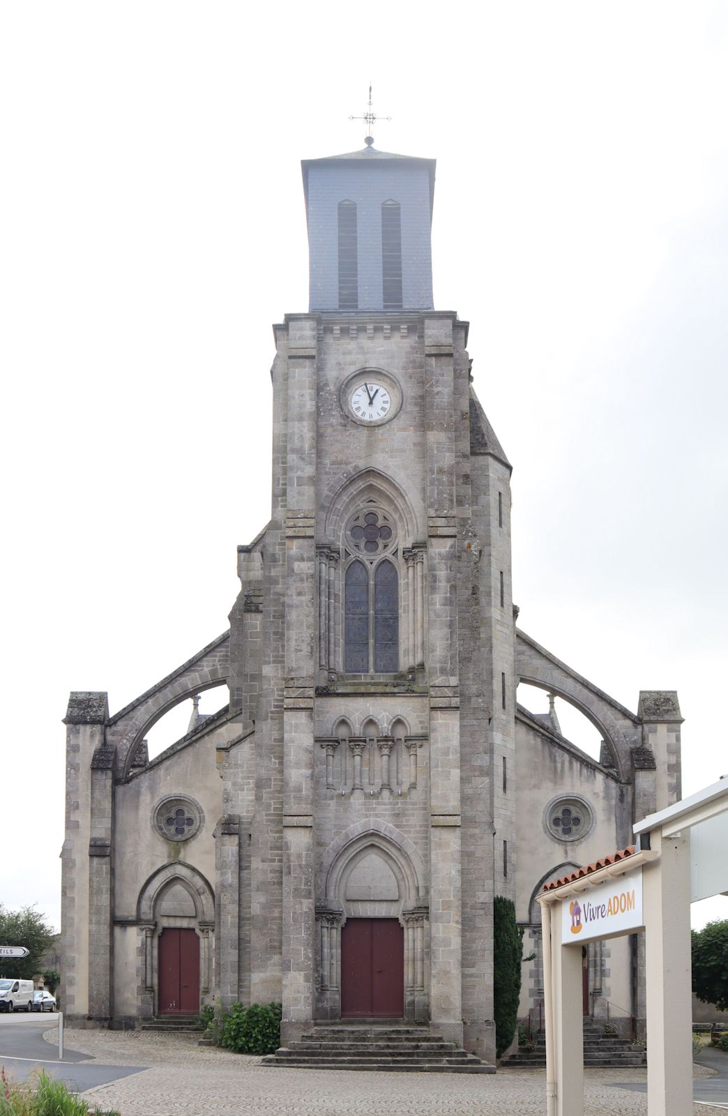 heutige Pfarrkirche in Saint-Georges-de-Montaigu
