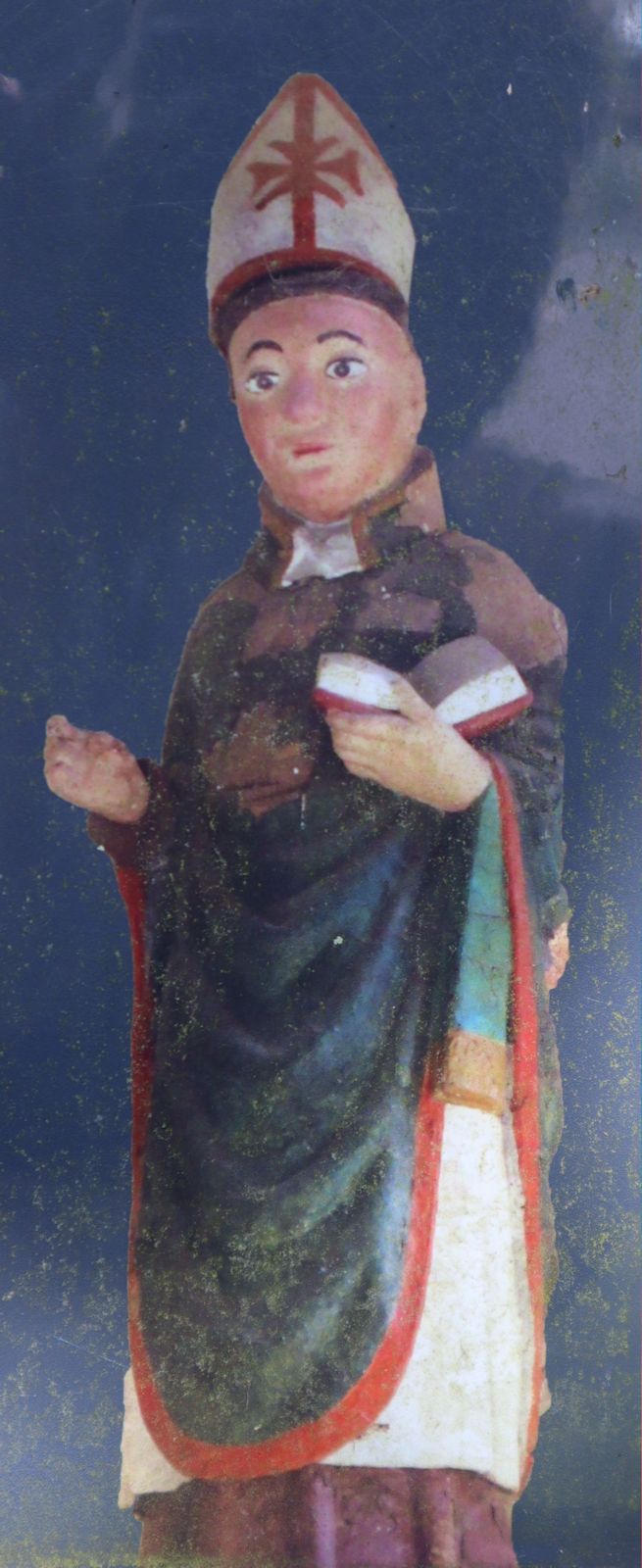 Statue in der Maudetius geweihten Kapelle in Saint-Maudé, einem Ortsteil von Croix-Helléan bei Vannes