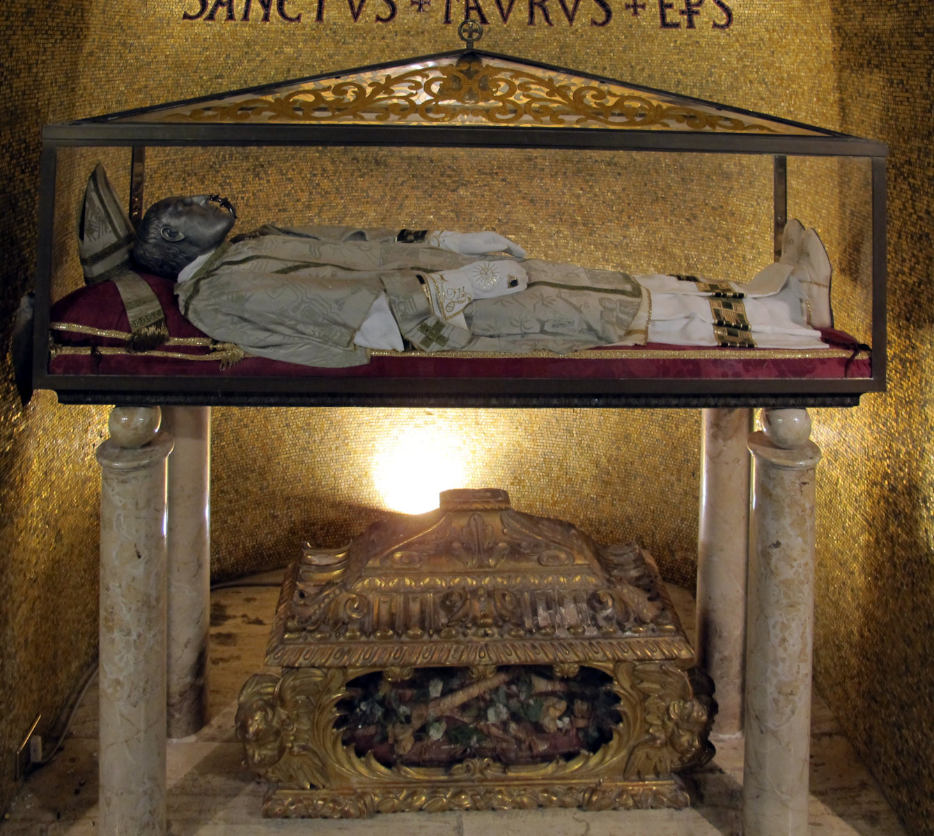Maurus' Reliquien in der Kathedrale in Cesena