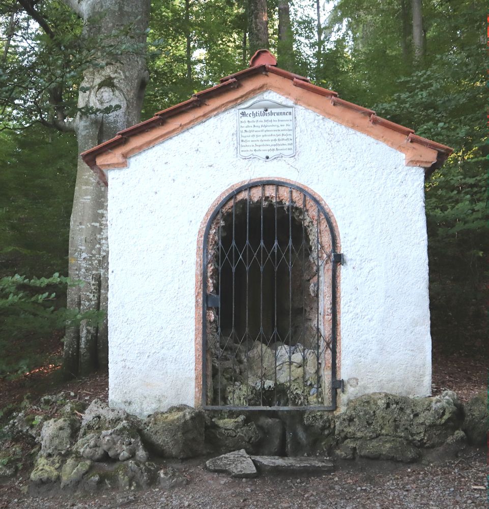 Mechthildisbrunnen nahe der Sconenpurch bei Dießen