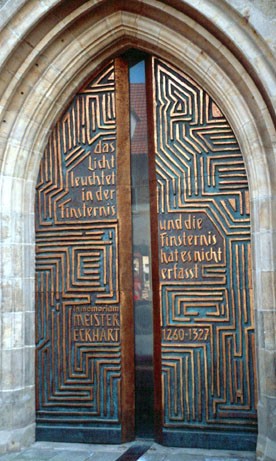 Kirchentür zum Gedenken an Meister Eckhart, an der Predigerkirche in Erfurt