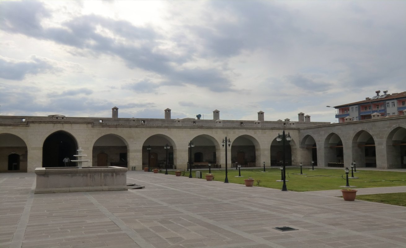 Wiederaufgebaute Karawanserei in Battalgazi, dem historischen Melitene nahe Malatya