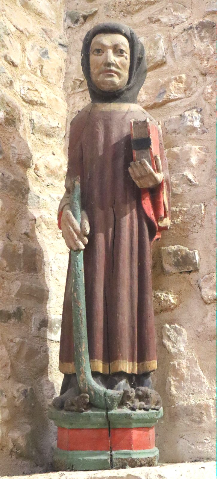 Statue, 15. Jahrhundert (?), in der Kirche Saint-Pierre in Saulges bei Laval