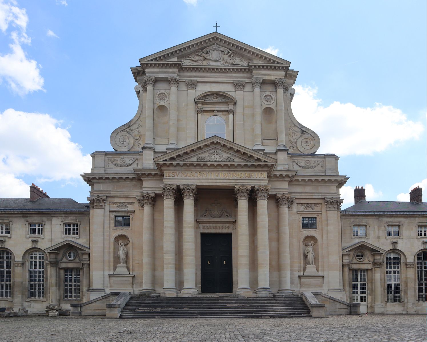 Kirche Notre-Dame du Val-de-Grâce in Paris