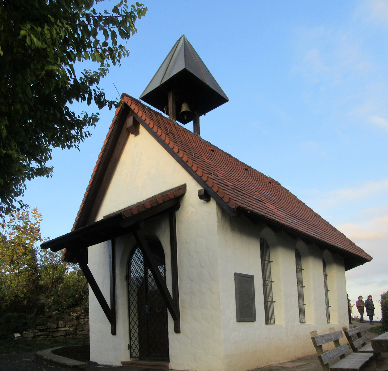 Michaelskapelle oberhalb Bad Dürkheim, wohl ursprünglich im 6. Jahrhundert errichtet, 1601 angerissen, 1989 neu errichtet