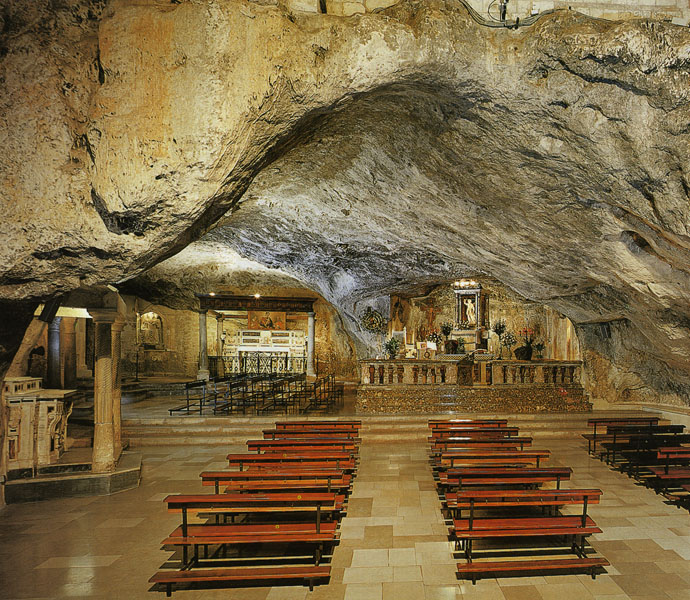Michaels Grotte in der Kirche Monte Sant'Angelo auf dem Gargano