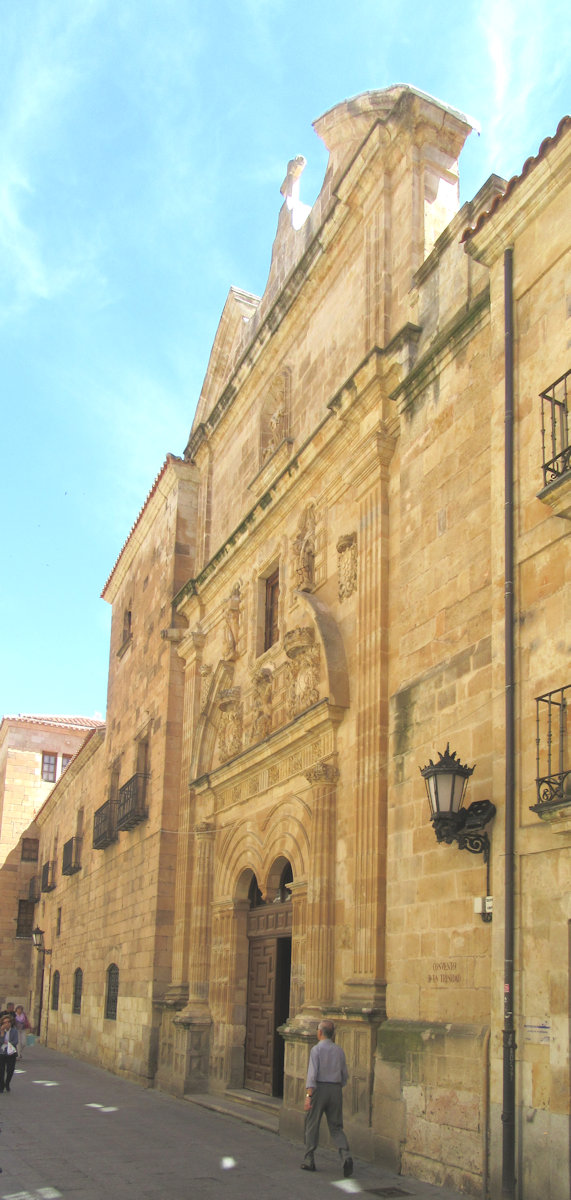 Trinitarierkirche und -kloster in Salamanca