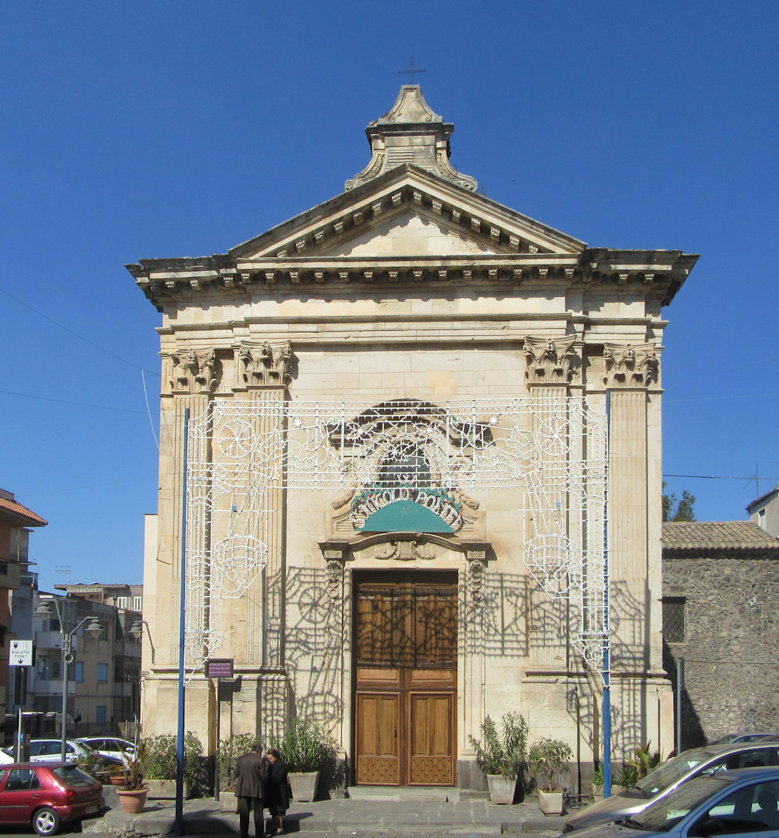 Die Nikolaus geweihte Kirche, gebaut an der Stelle seines Geburtshauses in Adrano