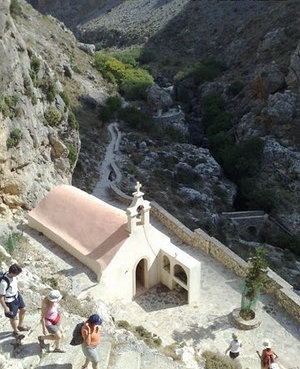 Nikolaus-Kapelle in der Kourtalíoti-Schlucht