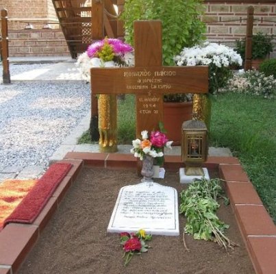 Paisios' Grab im Johannes-Kloster bei Souroti
