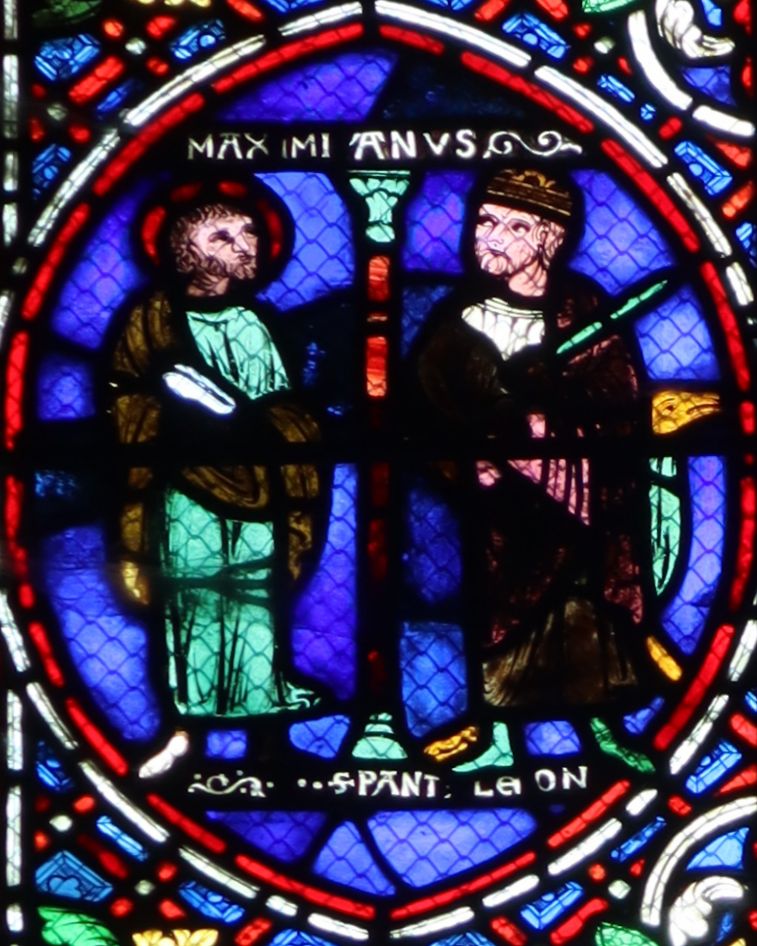 Glasfenster: Pantaleon vor Kaiser Maximianus, um 1225, in der Kathedrale in Noyon