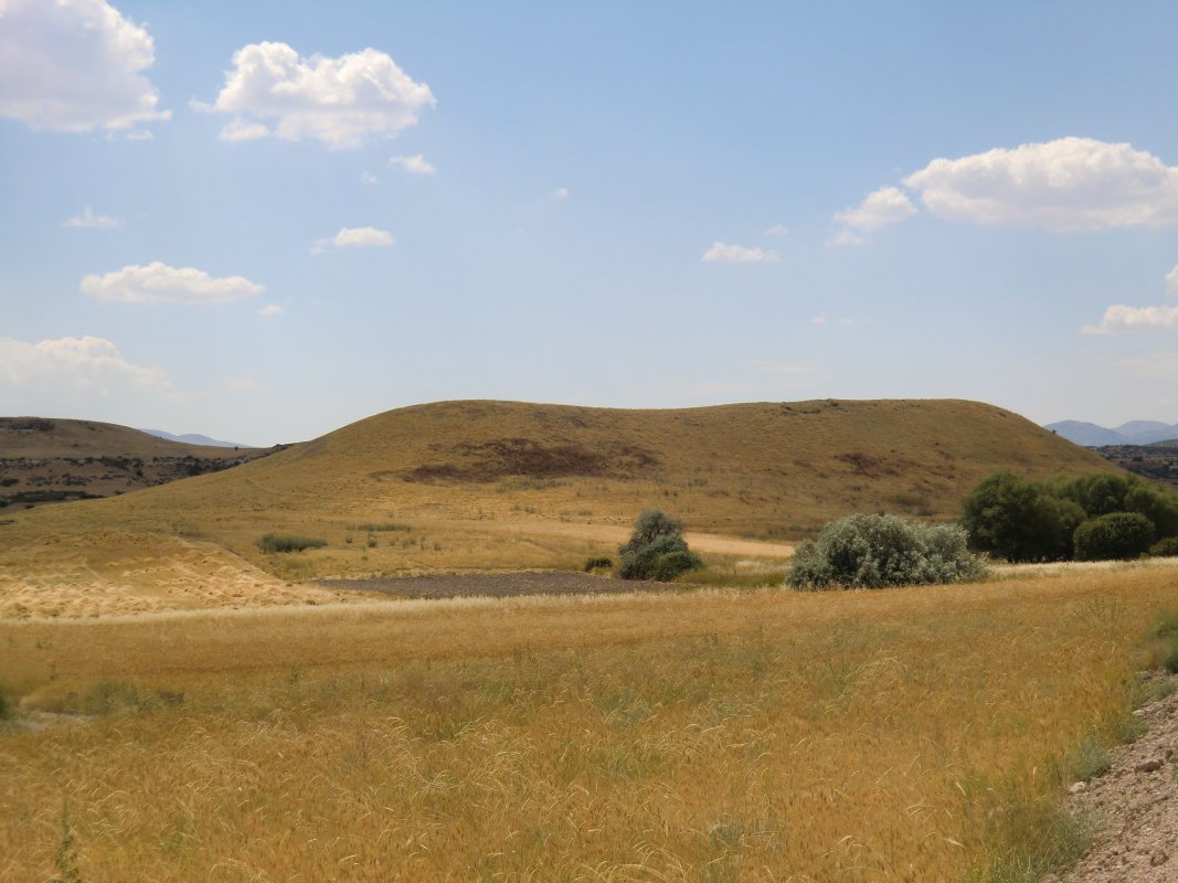 Der unausgegrabene Hügel von Lystra heute