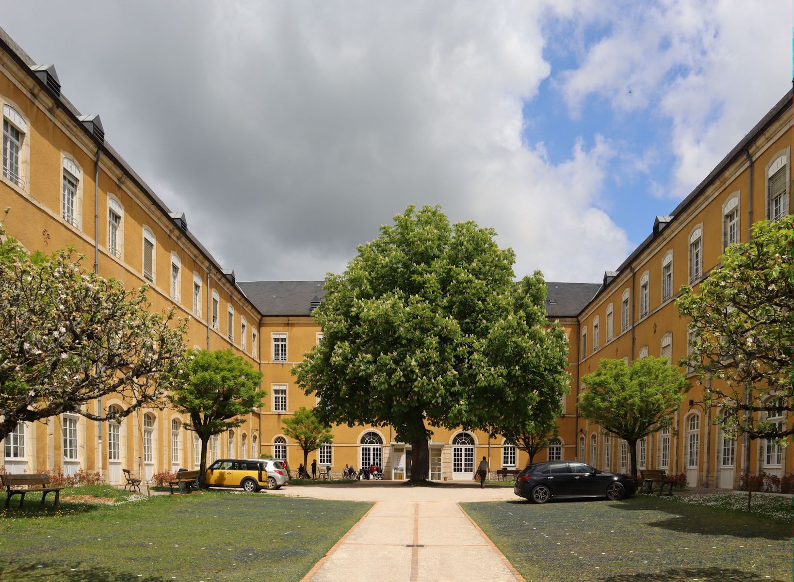ehemaliges Priesterseminar in Montfaucon