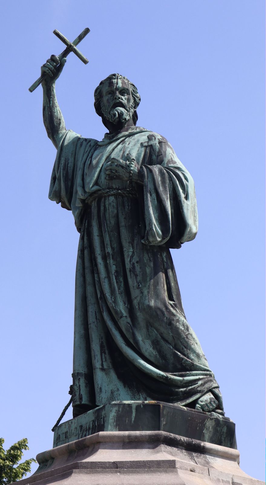 Statue, um 1911, neben der Kathedrale in Amiens