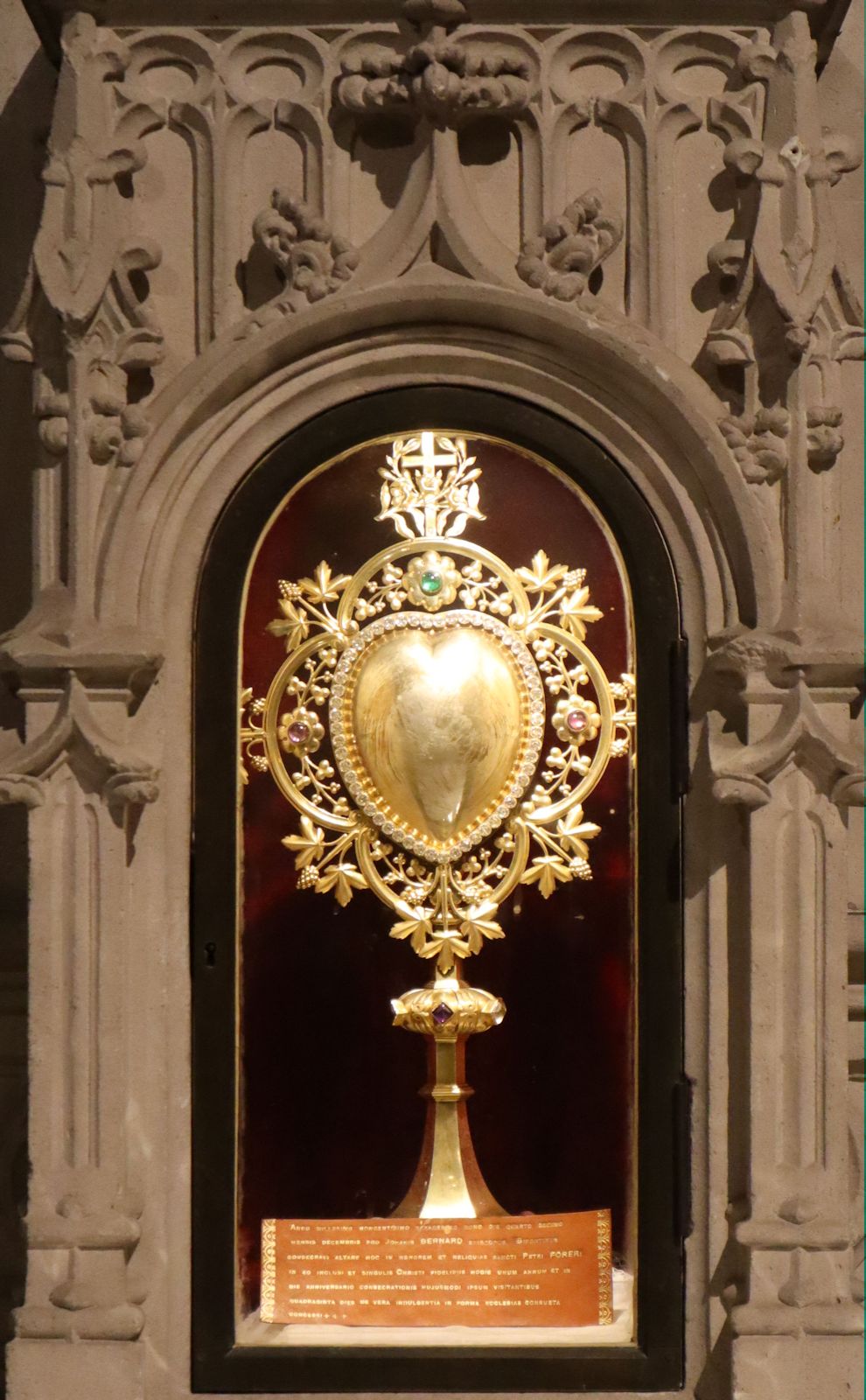 Petrus' Herzreliquiar, 1866, in der Kirche Notre-Dame in Gray