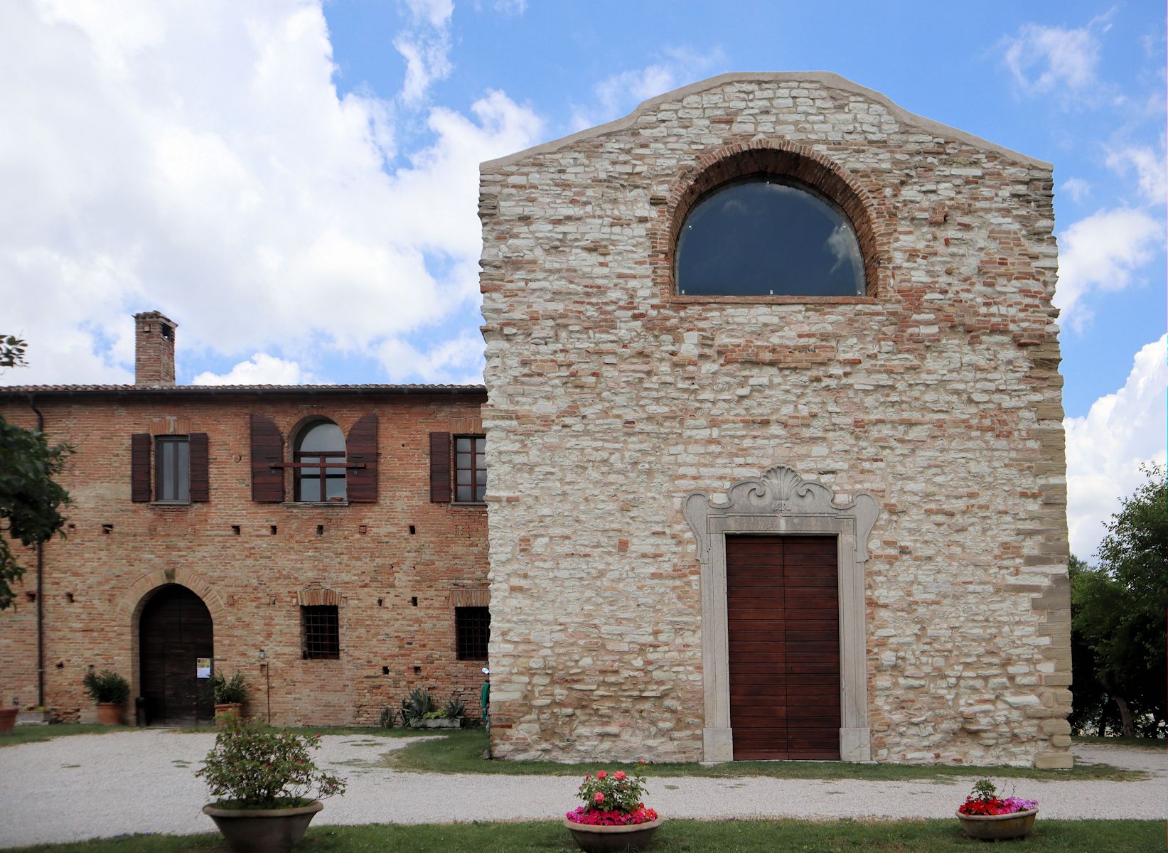 Kloster Montebello nahe Isola del Piano