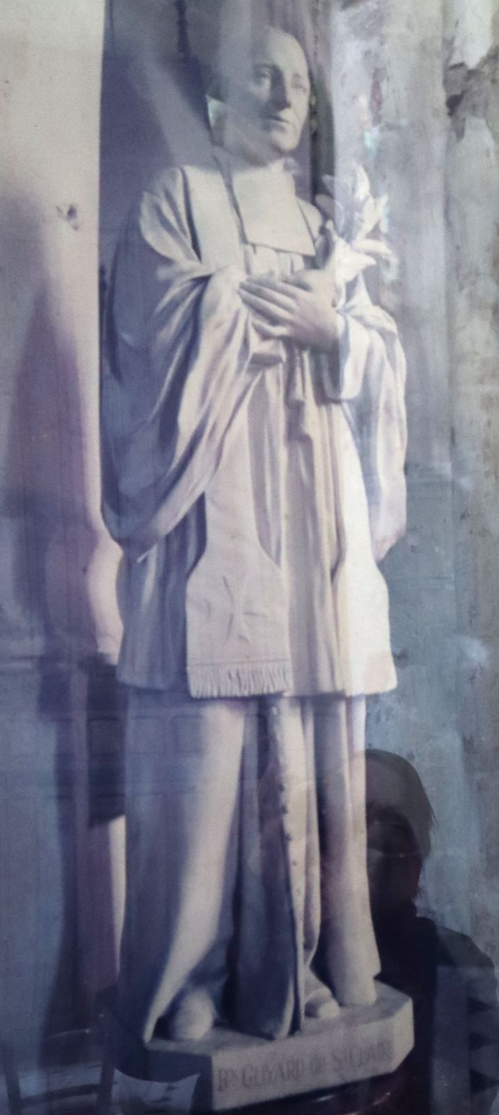 Bild einer Statue von Johannes Ludwig Guyard de Saint-Clair, in der Kathedrale in Noyon