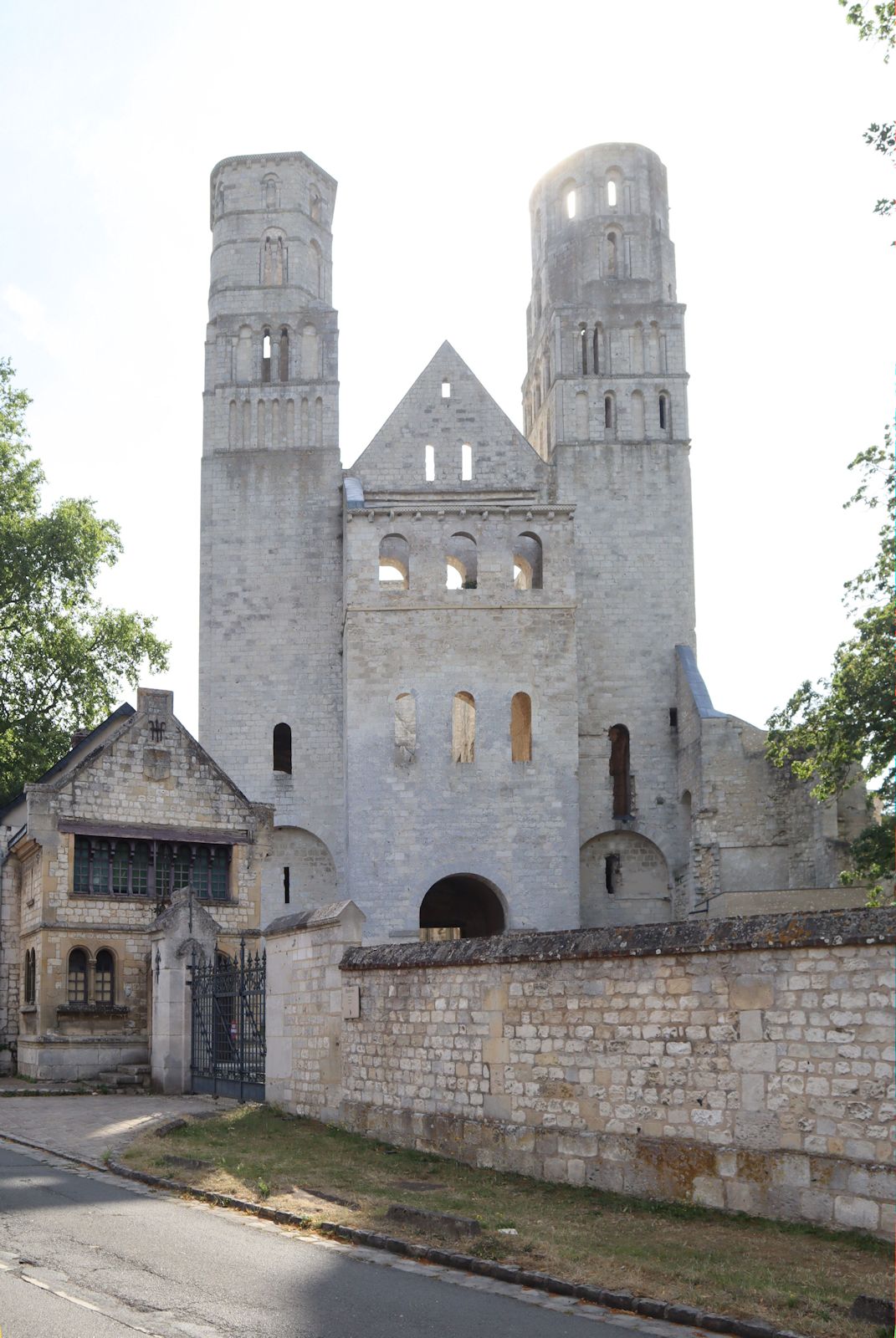 Ruinen des ehemaligen Klosters in Jumièges