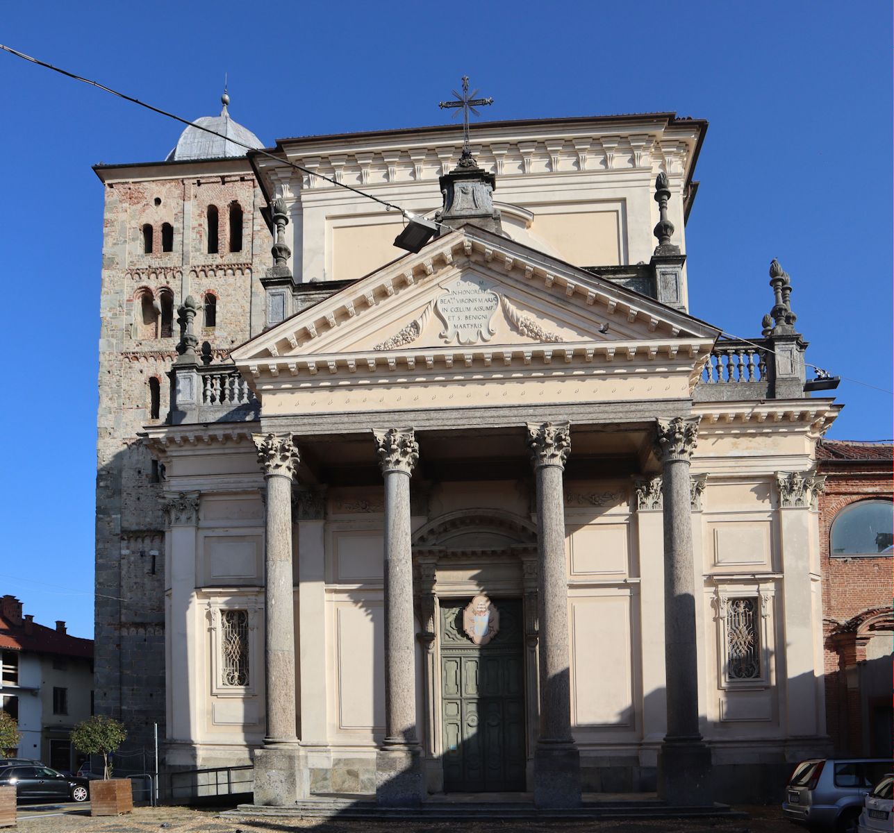 Kirche der ehemaligen Abtei Fruttuaria in San Benigno Canavese