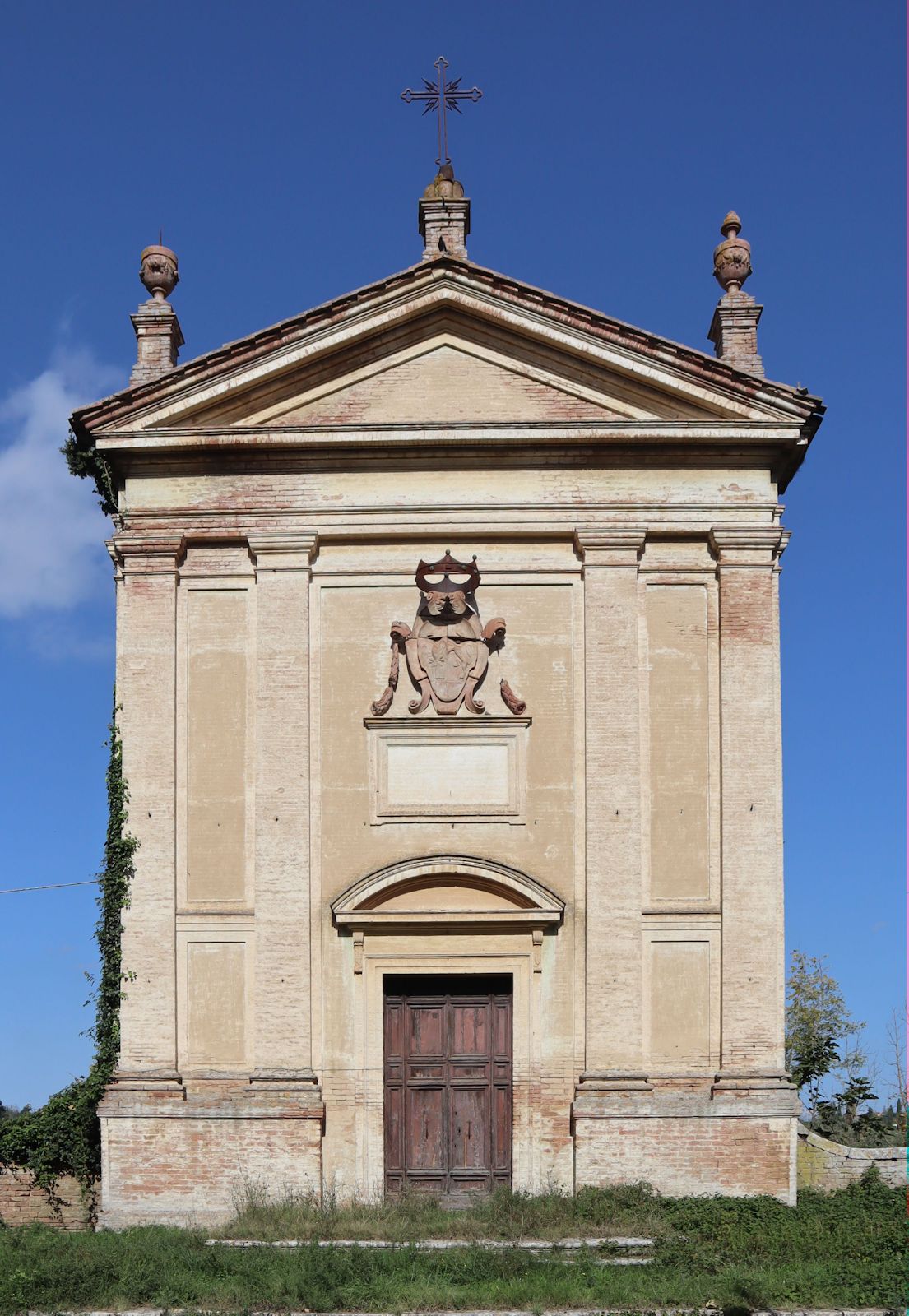 Kirche am ehemaligen Schloss von Agazzara