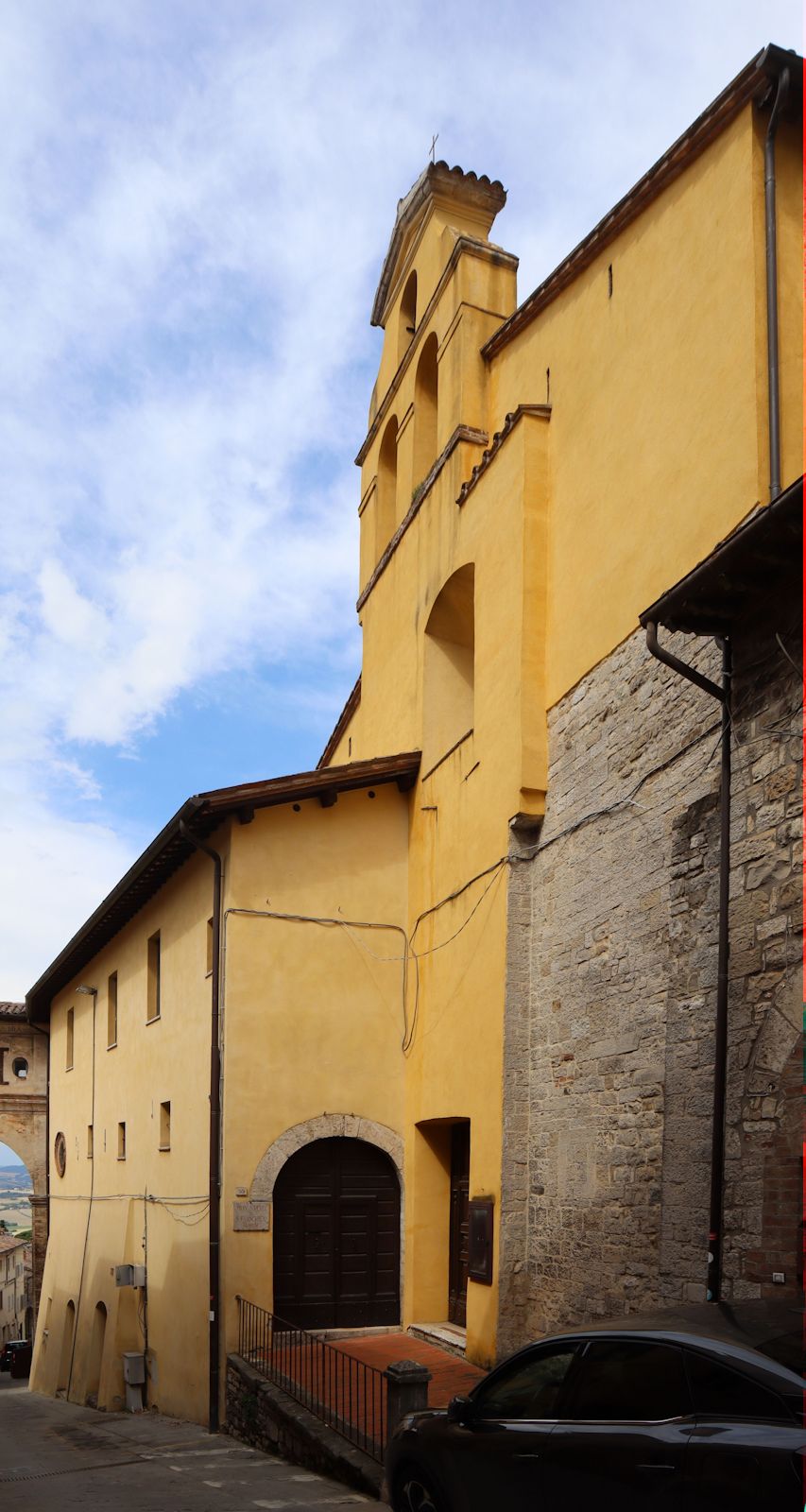 Kirche und Kloster San Francesco in Todi