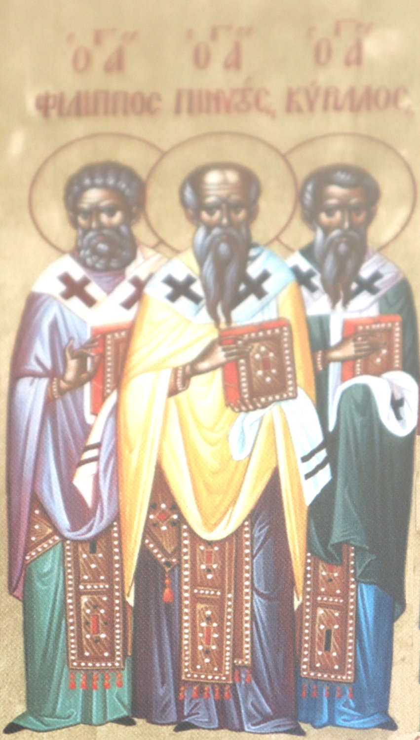 Ausschnitt aus der Ikone „Alle Heiligen Kretas”: Philippus, Pinytus von Knossos, und Cyrill von Gortyna (von links), in der neuen Menas-Kathedrale in Iráklio auf Kreta