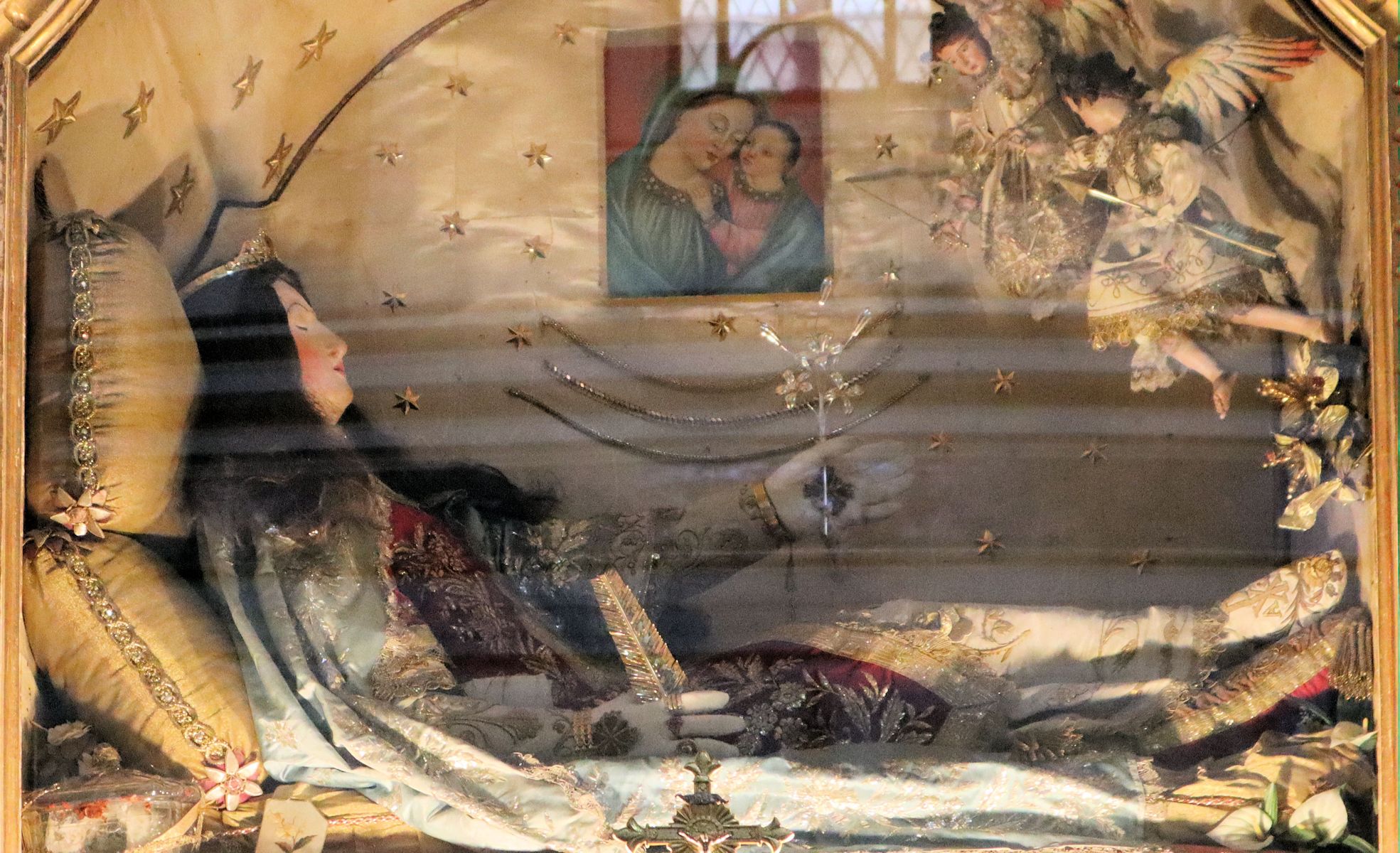 Liegefigur, im Sanktuarium Santa Filomena in Mugnano del Cardinale