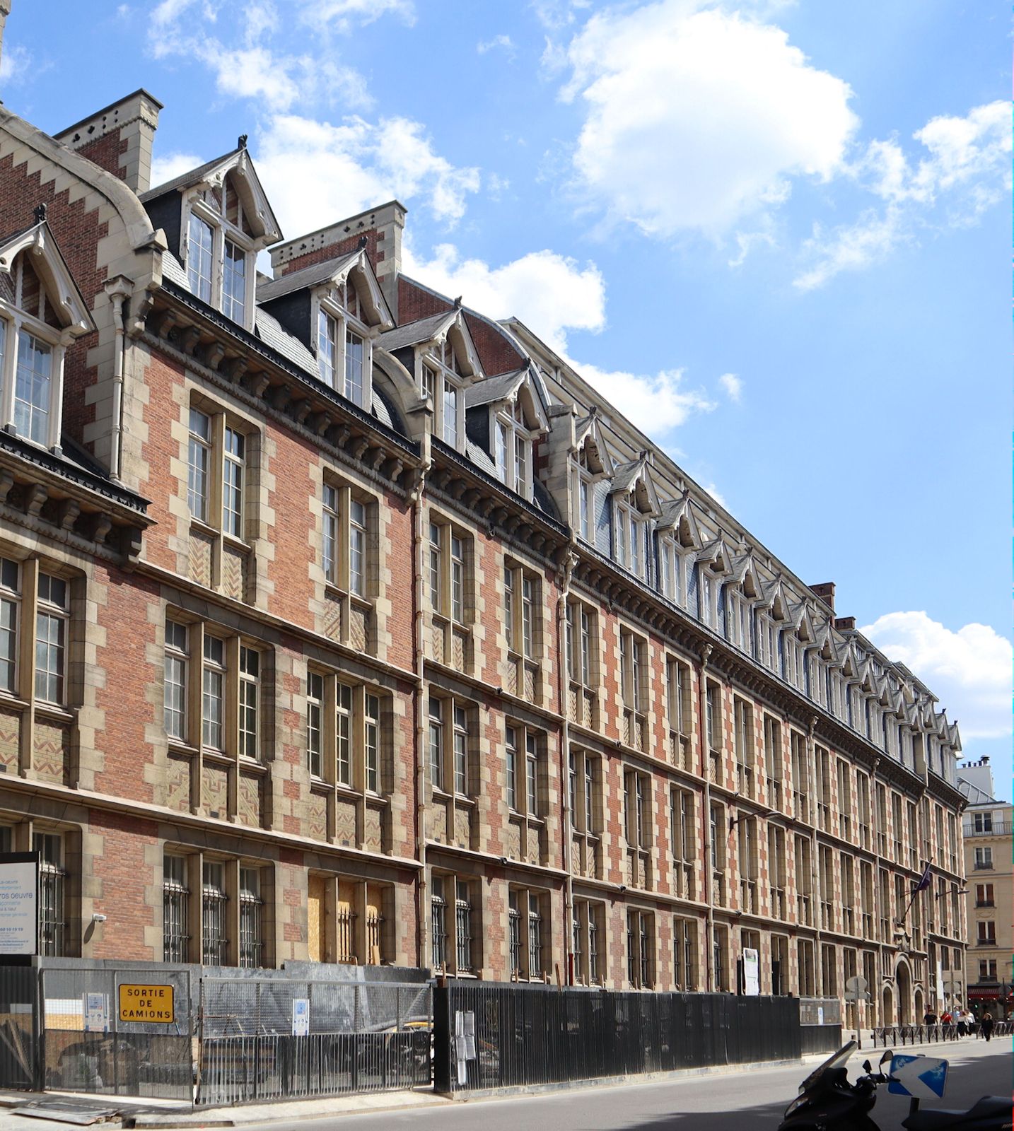 Institut Catholique in Paris