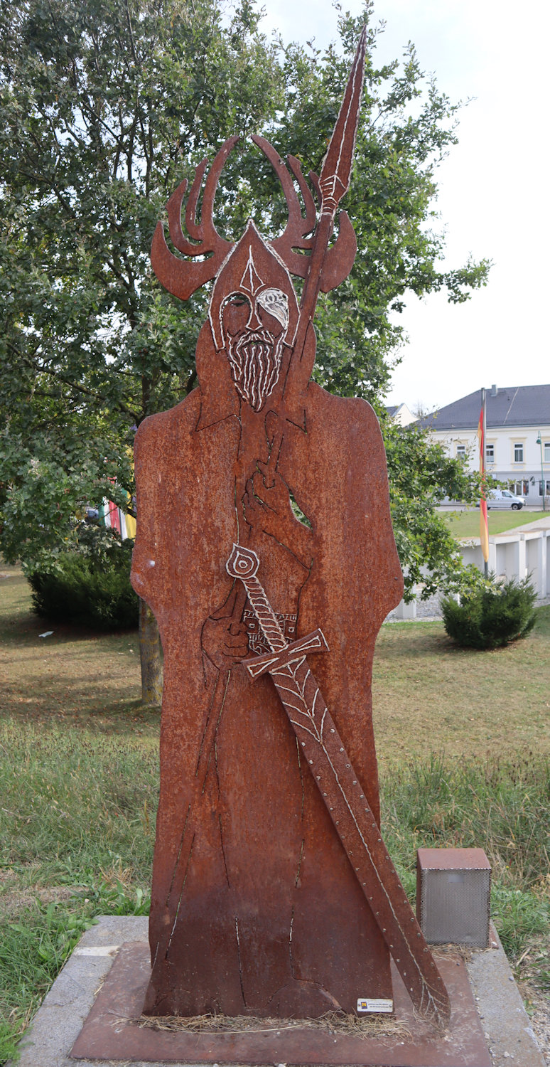 Denkmal für Hagen von Tronje in Pöchlarn