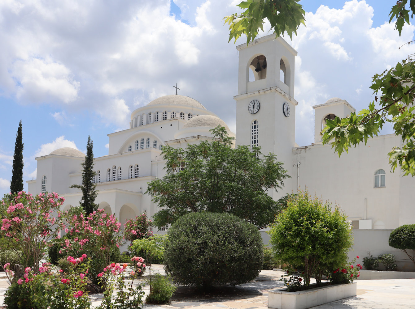 Das der Verklärung Jesu geweihte Kloster in Milesi