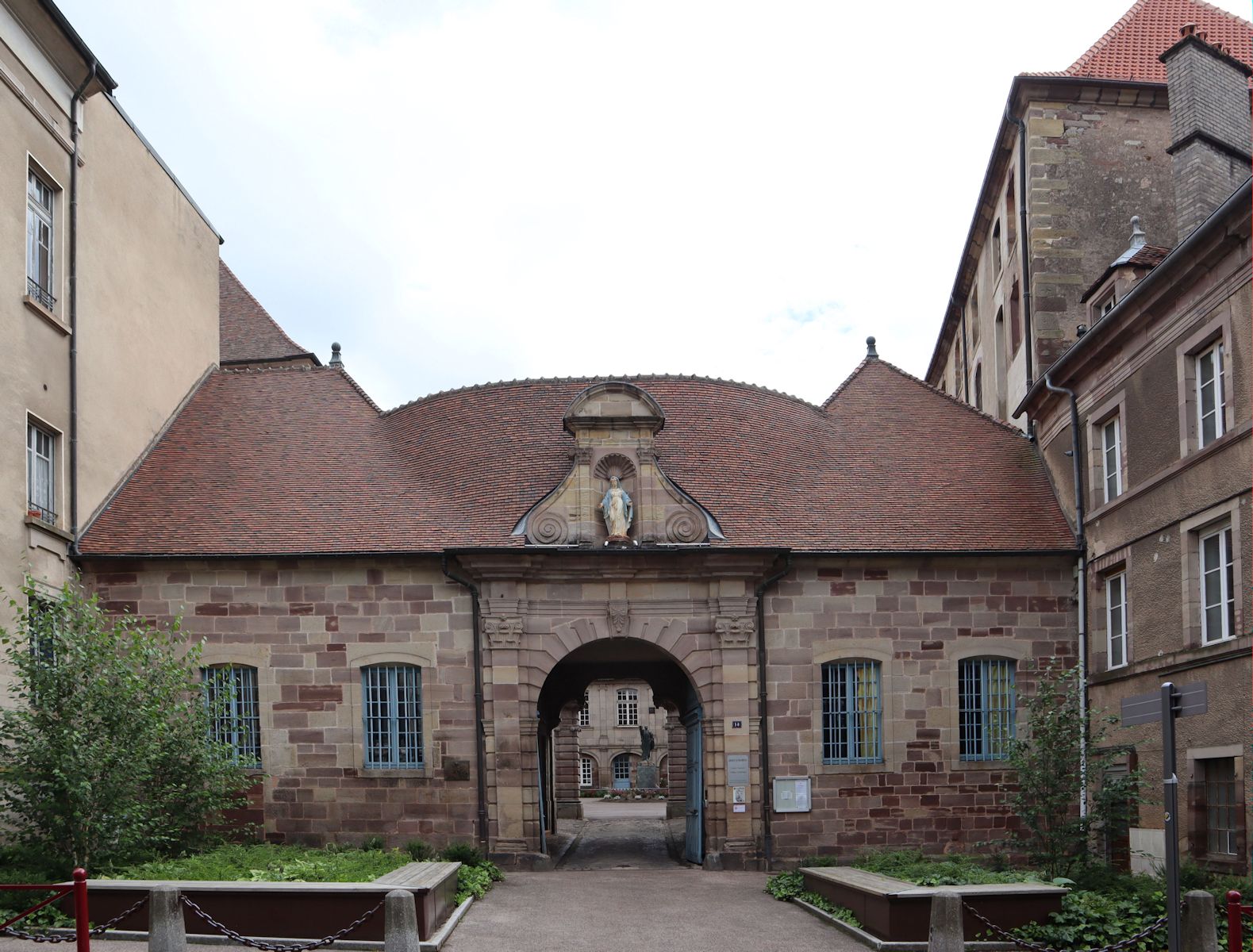 Tor zum ehemaligen Kloster Luxeuil