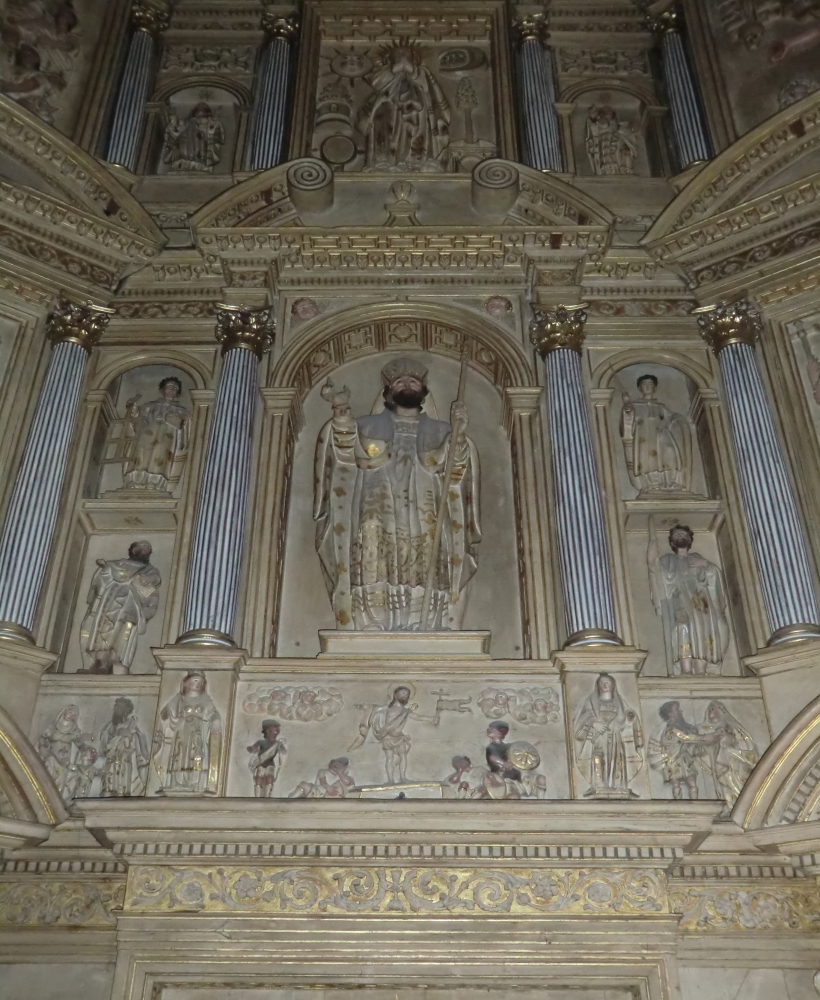 lokaler Künstler: Monumentaler Altar mit Raimund im Zentrum, nach 1625, in der Raimund geweihten Kapelle in der Kathedrale in Barbastro