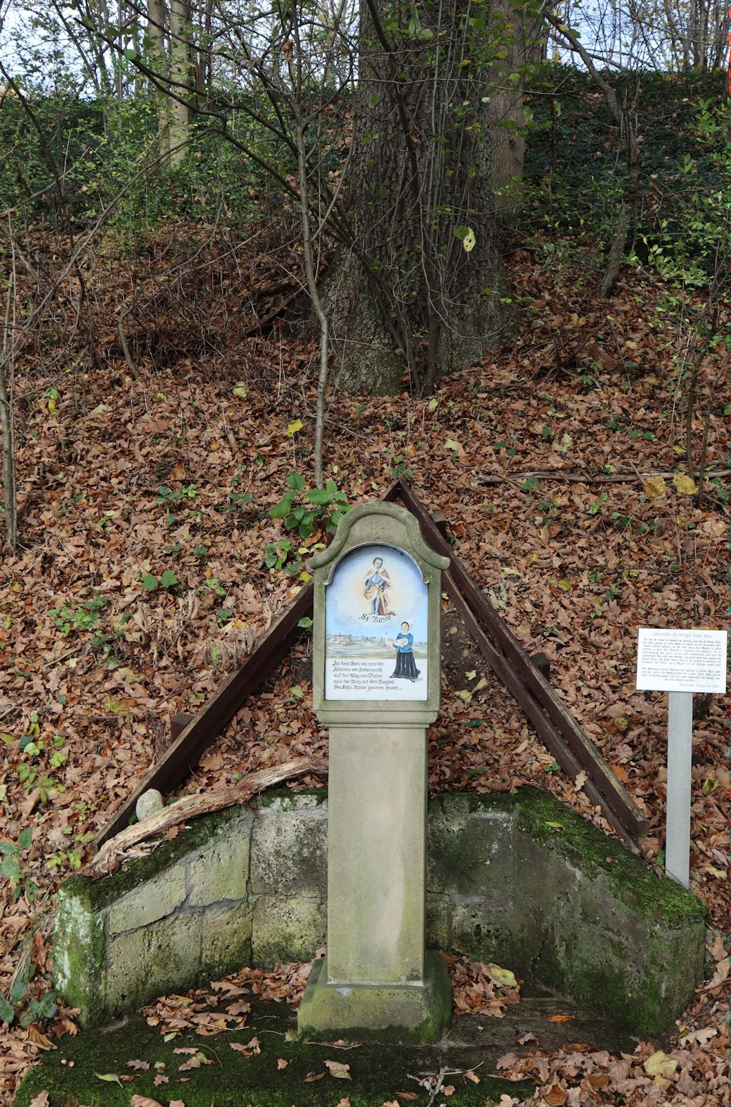 Gedenkstein an der Stelle von Rassos Geburt nahe Untermühlhausen