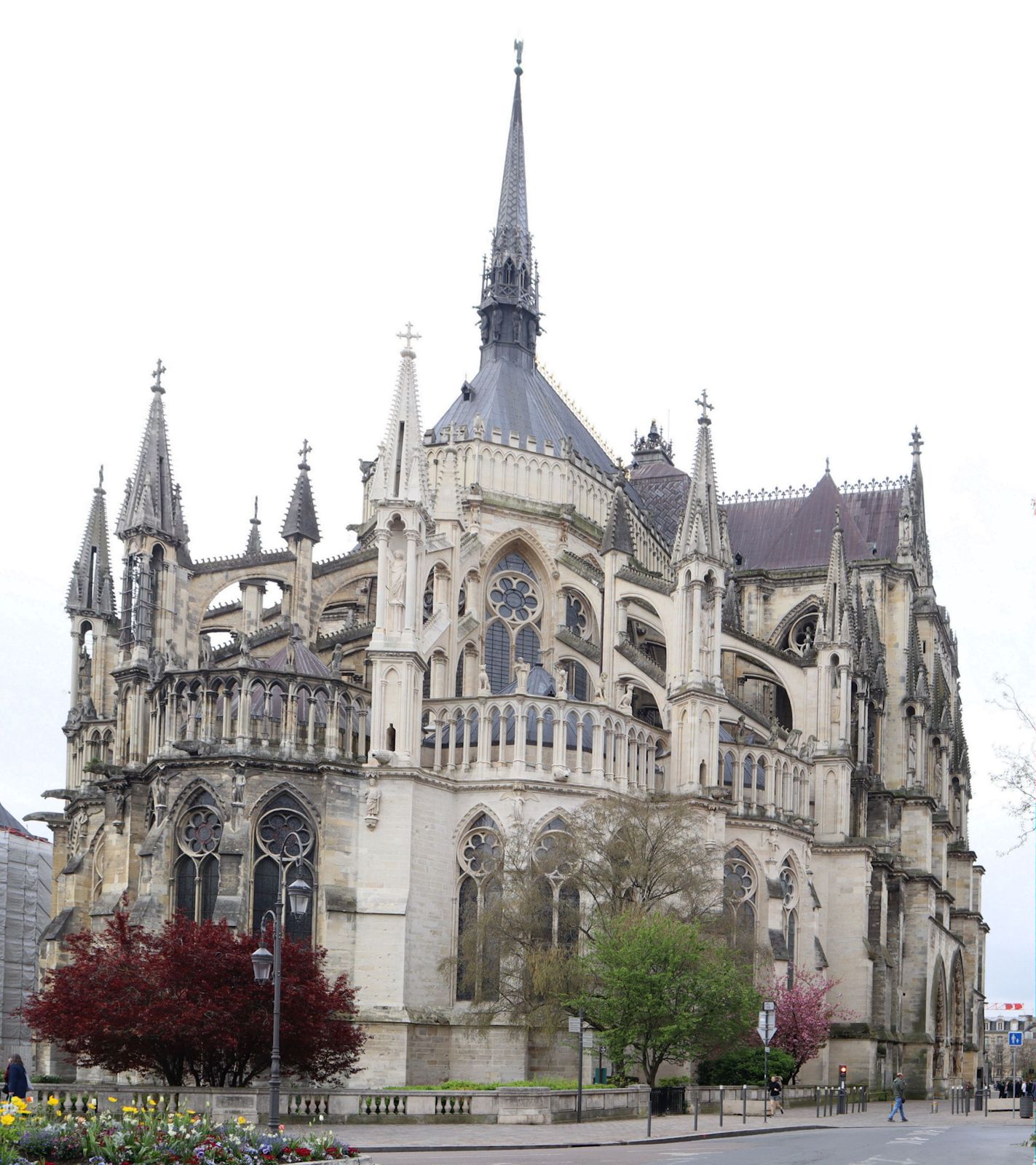 Nordostseite der Kathedrale in Reims