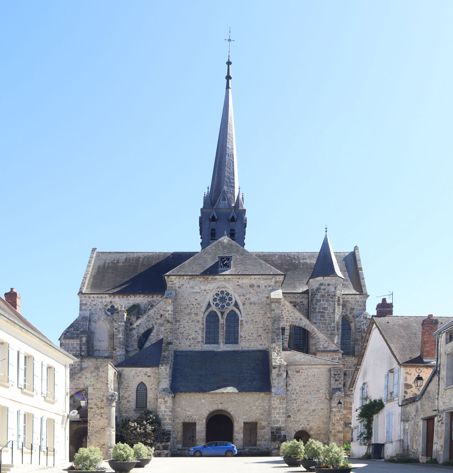 Kirche des ehemaligen Klosters Saint-Pierre in Orbais-l'Abbaye