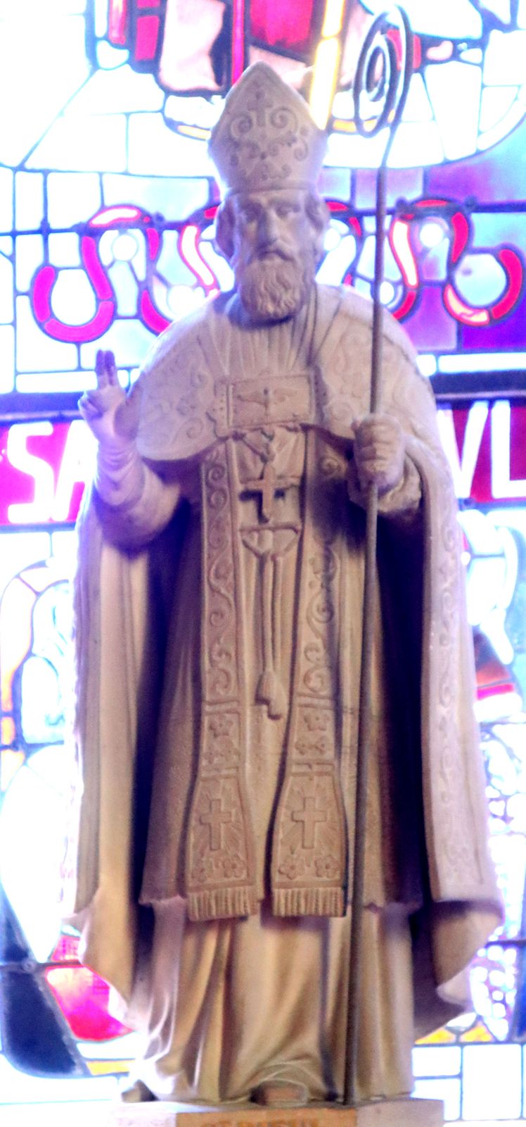 Statue in der Kathedrale in Senlis
