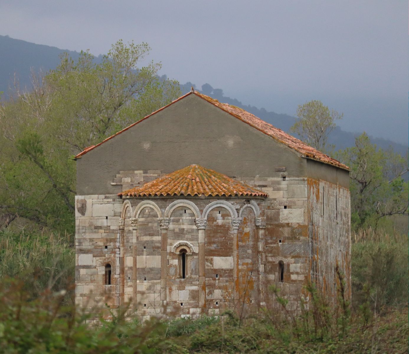 Partheus geweihte Kirche San Parteu in Mariana mit Resten aus dem 5. Jahrhunndert