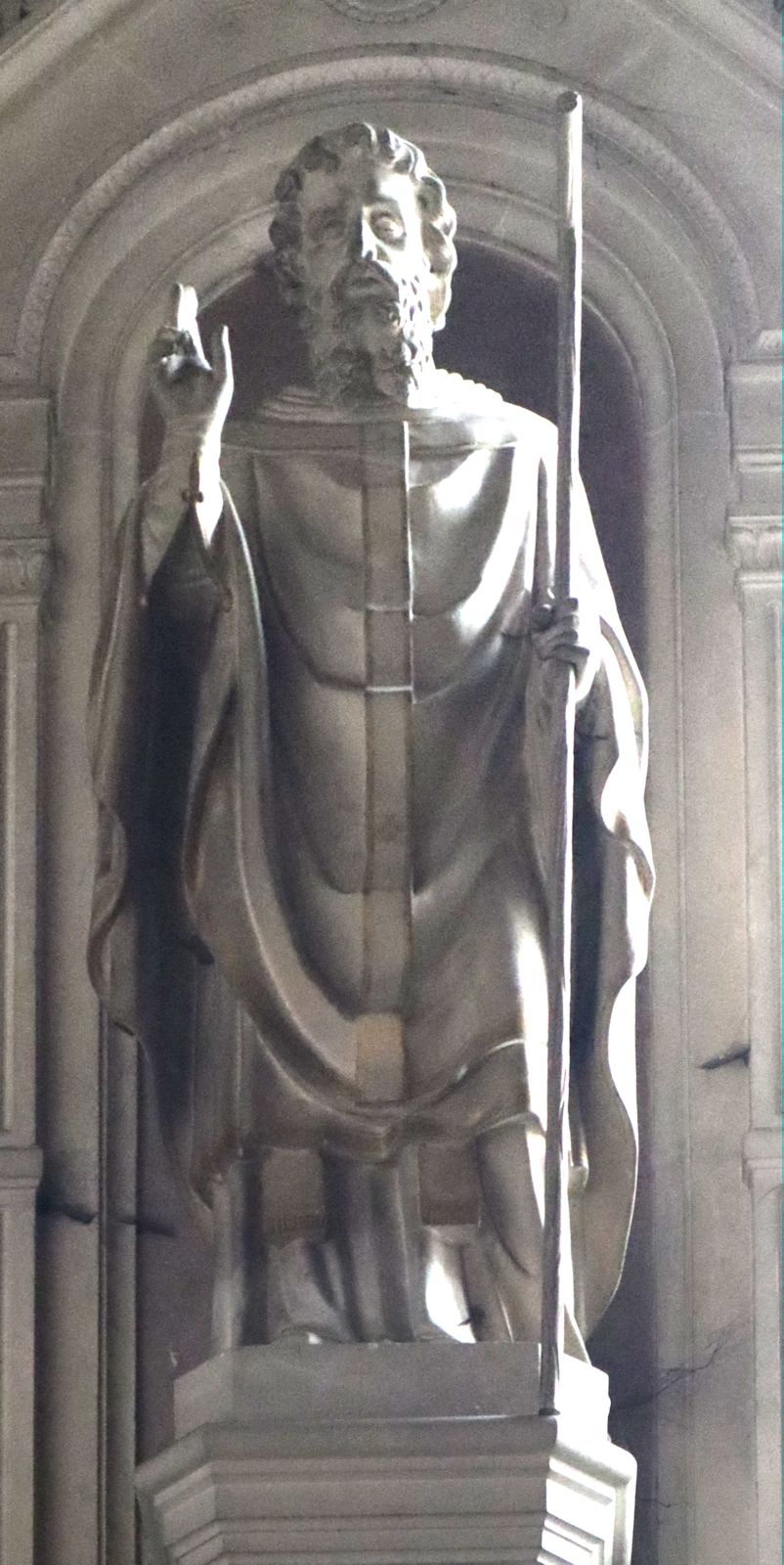 Statue in der Kirche Saint-Romain in Blaye