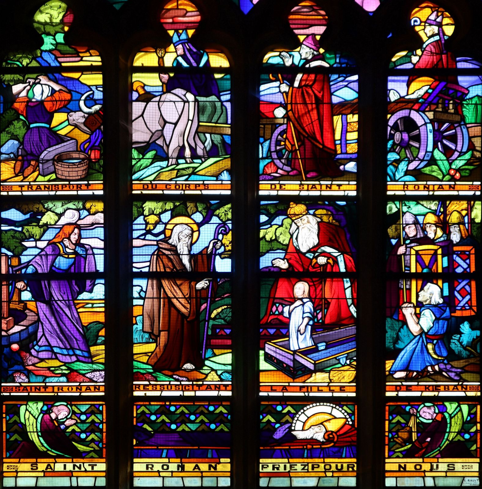 E. Rault: Die Überführung von Ronans Leichnam (oben) und Ronan erweckt das tote Kind zum Leben (unten), Glasfenster in der Kirche in Locronan