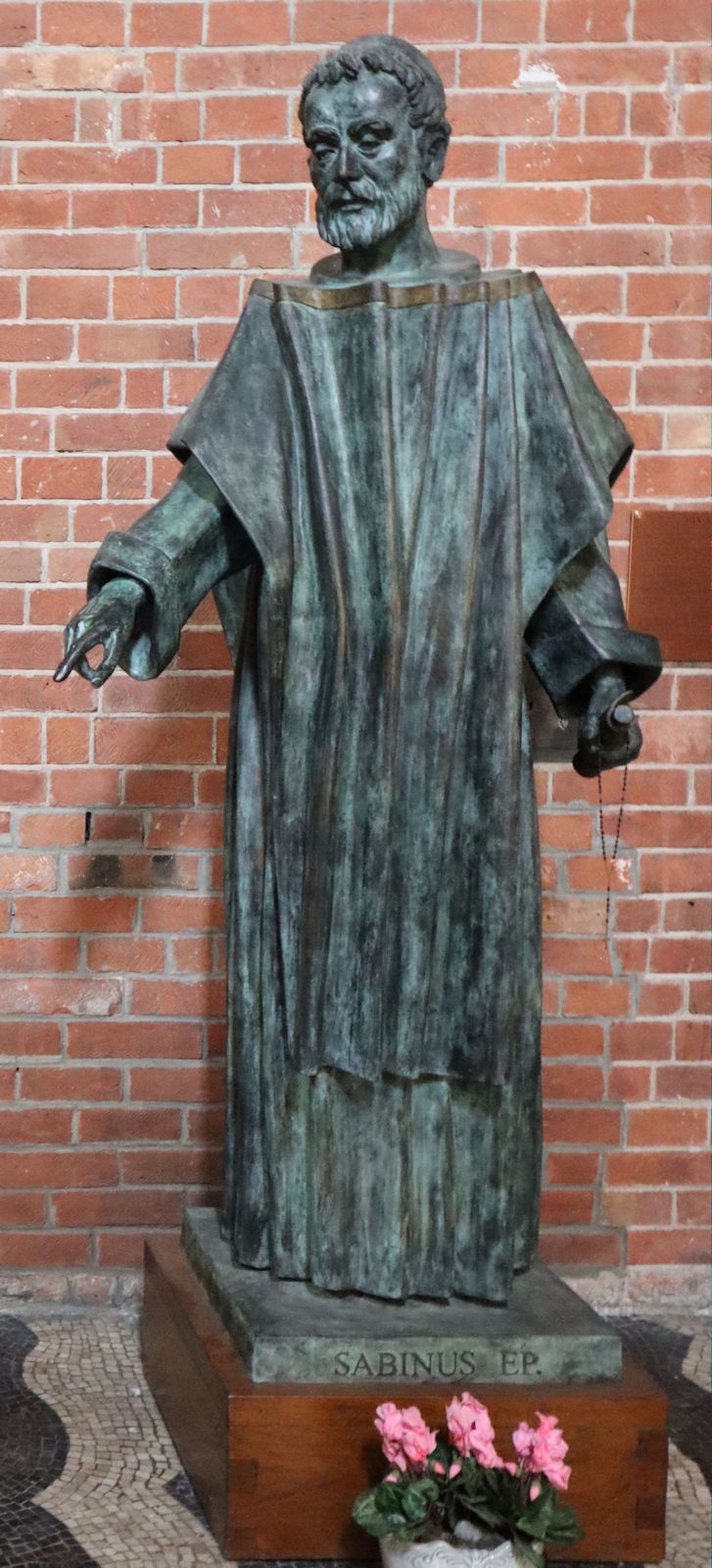 Giorgio Groppi: Statue in der Sabinus geweihten Kirche San Savino in Piacenza